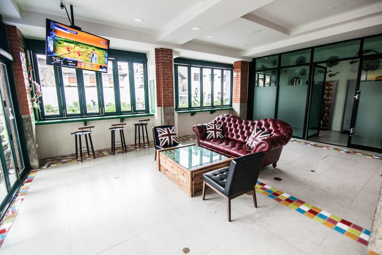 The Seven Luck : Front Desk